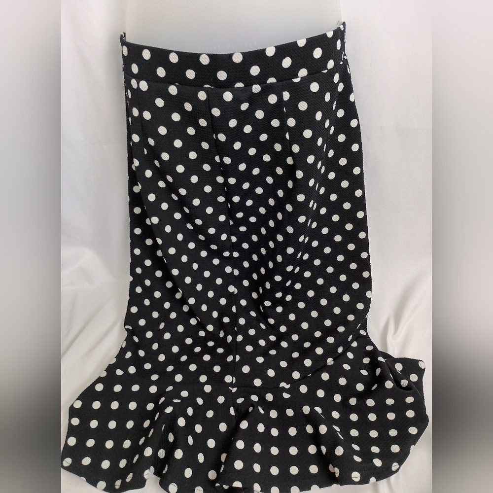 Miusol Black and White Polka Dot Ruffled Midi Skirt